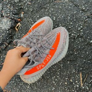 Adidas Yeezy Boost 350 V2
